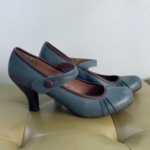 Xhilaration pumps teal